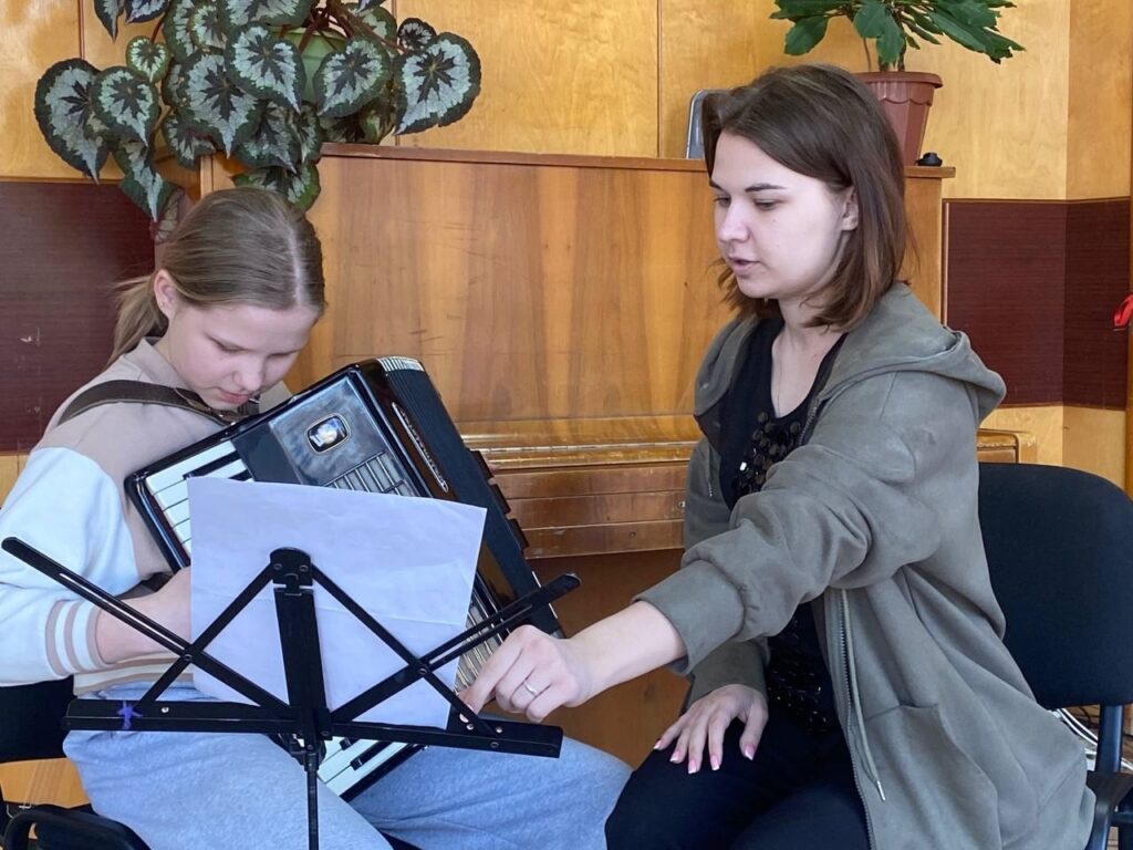 30 молодых специалистов получили поддержку по программе «Земский работник культуры»